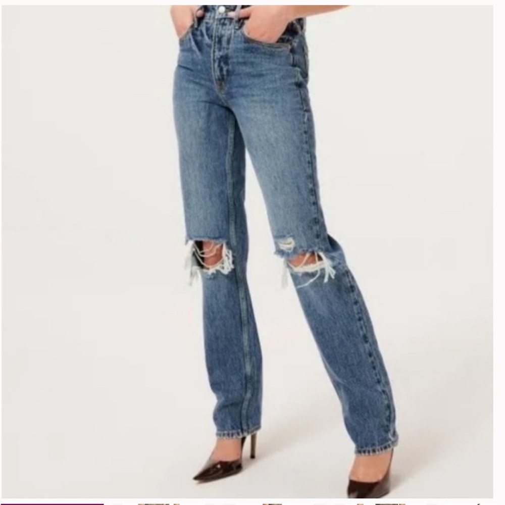 Levi’s Wedgie Slim Straight Ripped Jeans